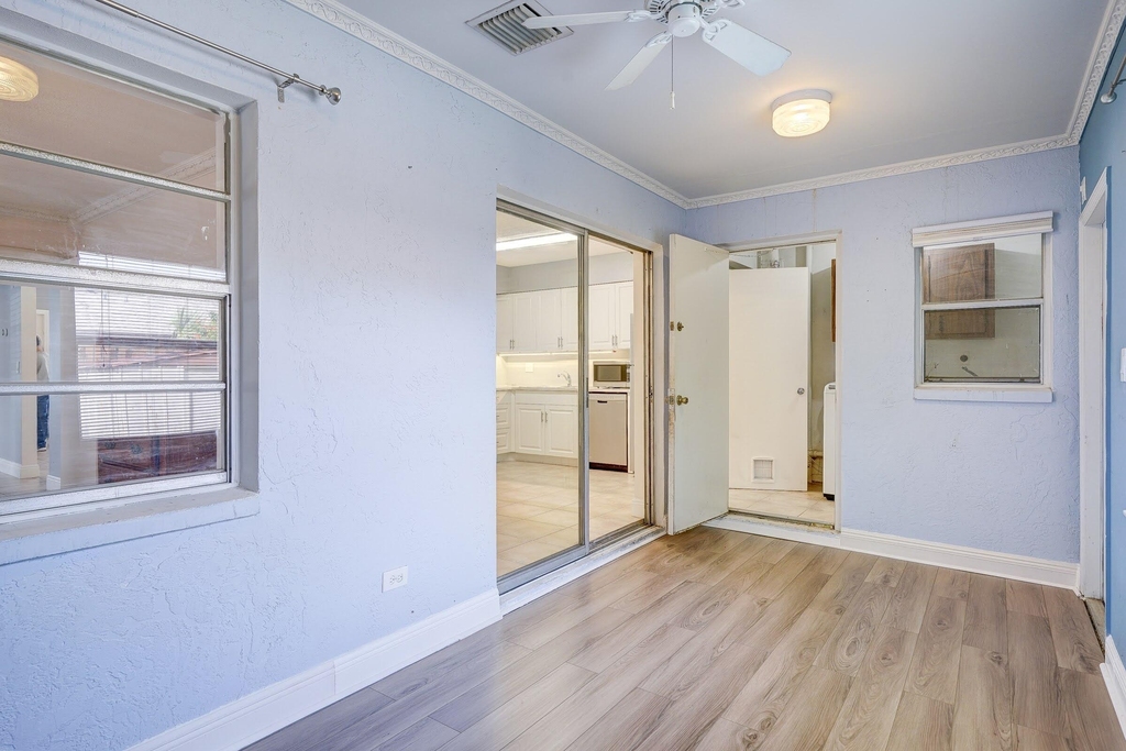 3929 Kenas Street - Photo 2