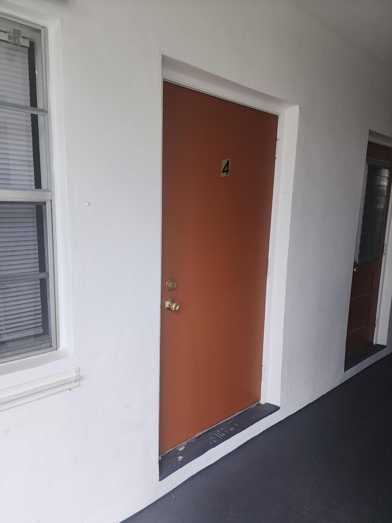 1007 N 19th Avenue - Photo 9