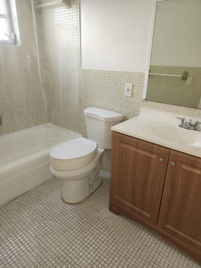 1007 N 19th Avenue - Photo 7