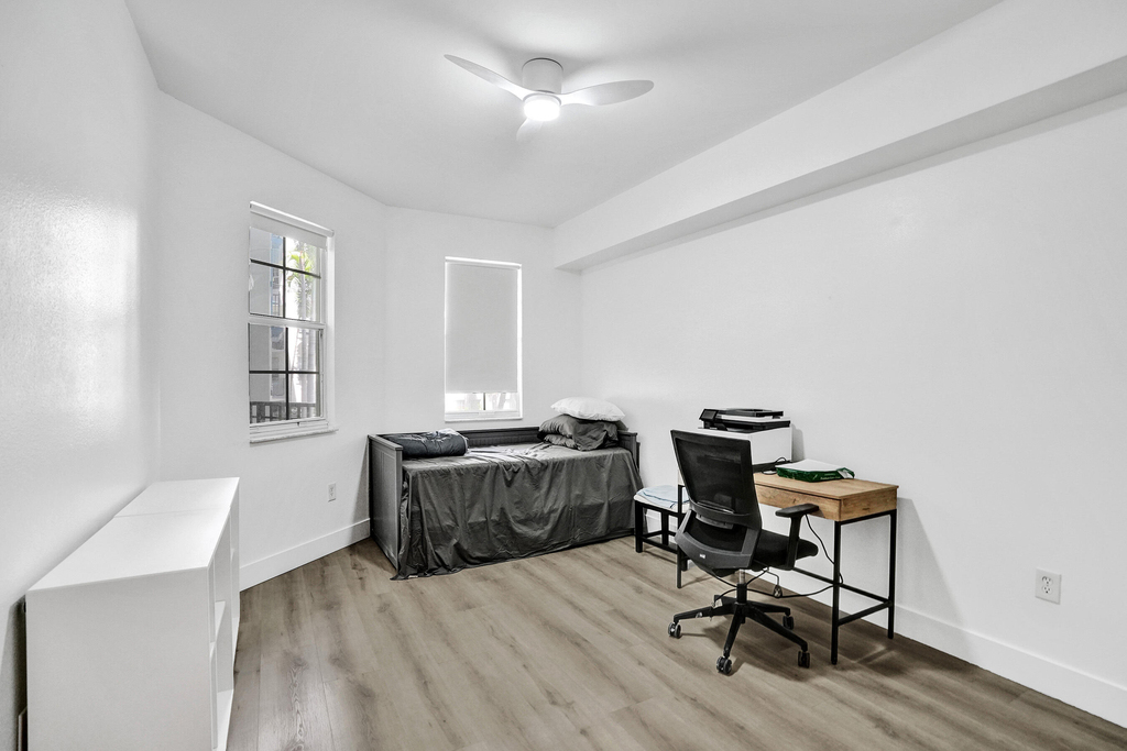 533 Ne 3rd Avenue - Photo 7