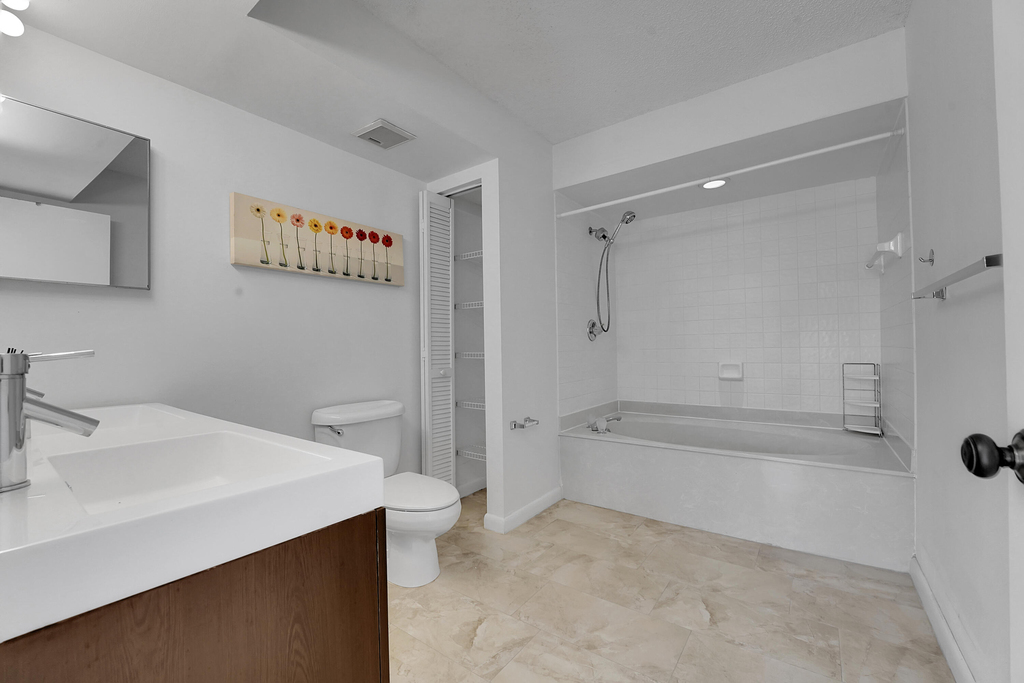 6654 Villa Sonrisa Drive - Photo 27