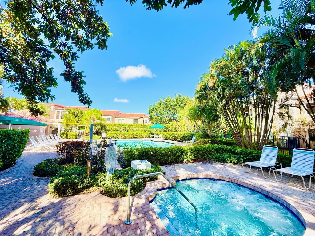 6654 Villa Sonrisa Drive - Photo 18