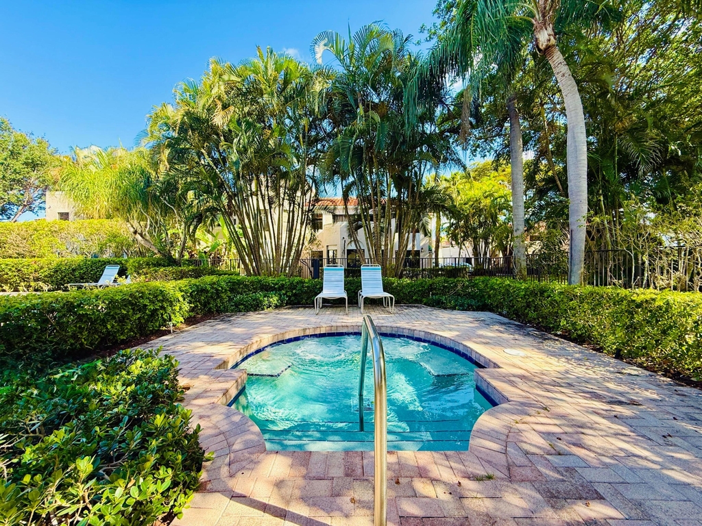 6654 Villa Sonrisa Drive - Photo 21