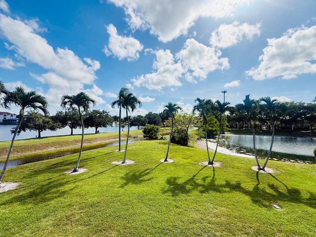 6654 Villa Sonrisa Drive - Photo 20