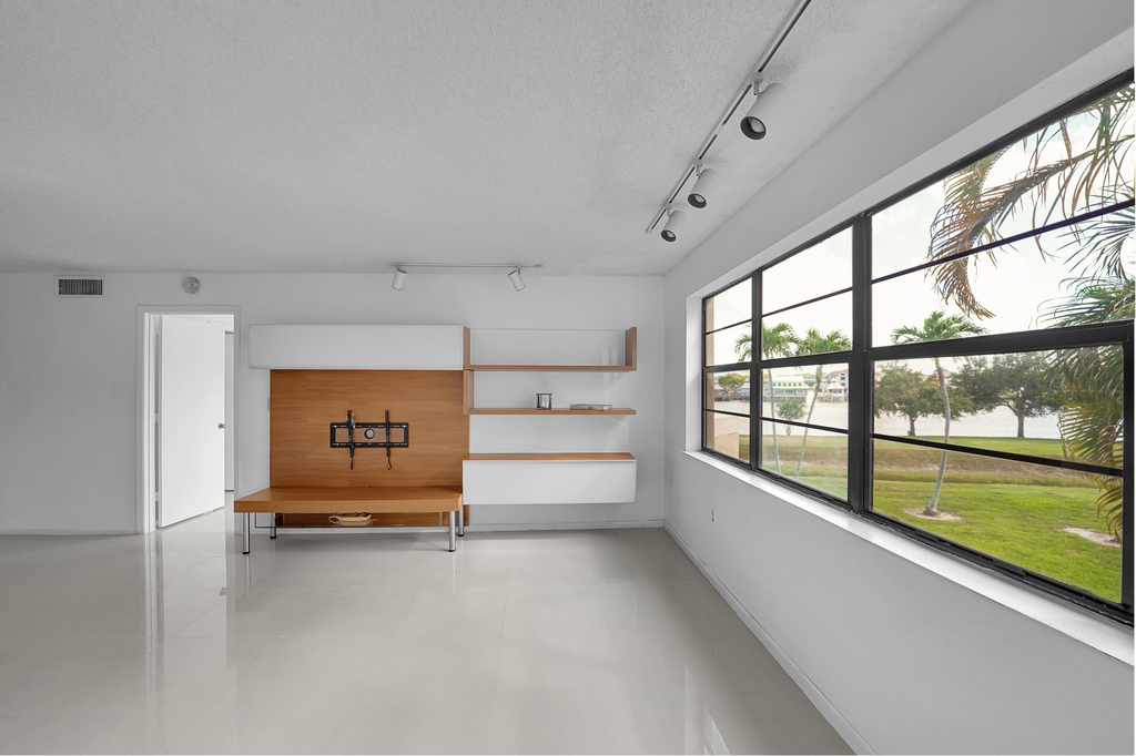 6654 Villa Sonrisa Drive - Photo 39
