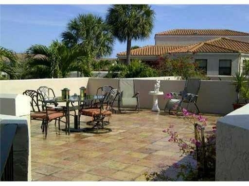 6654 Villa Sonrisa Drive - Photo 1