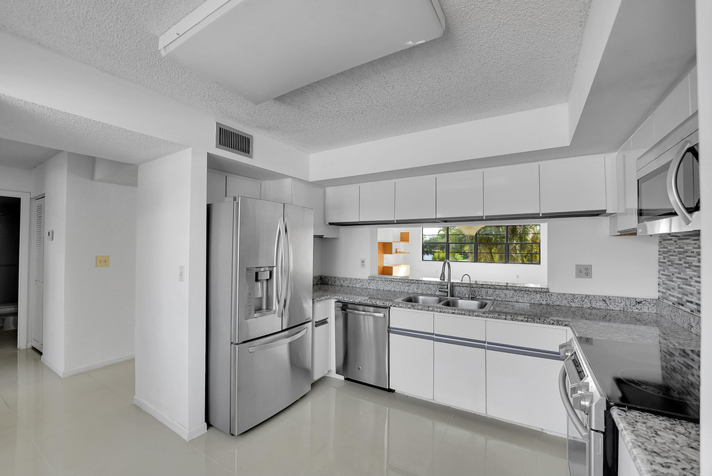 6654 Villa Sonrisa Drive - Photo 45