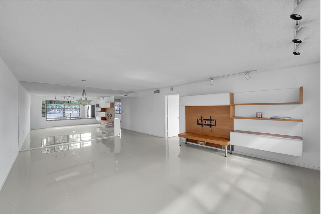 6654 Villa Sonrisa Drive - Photo 32