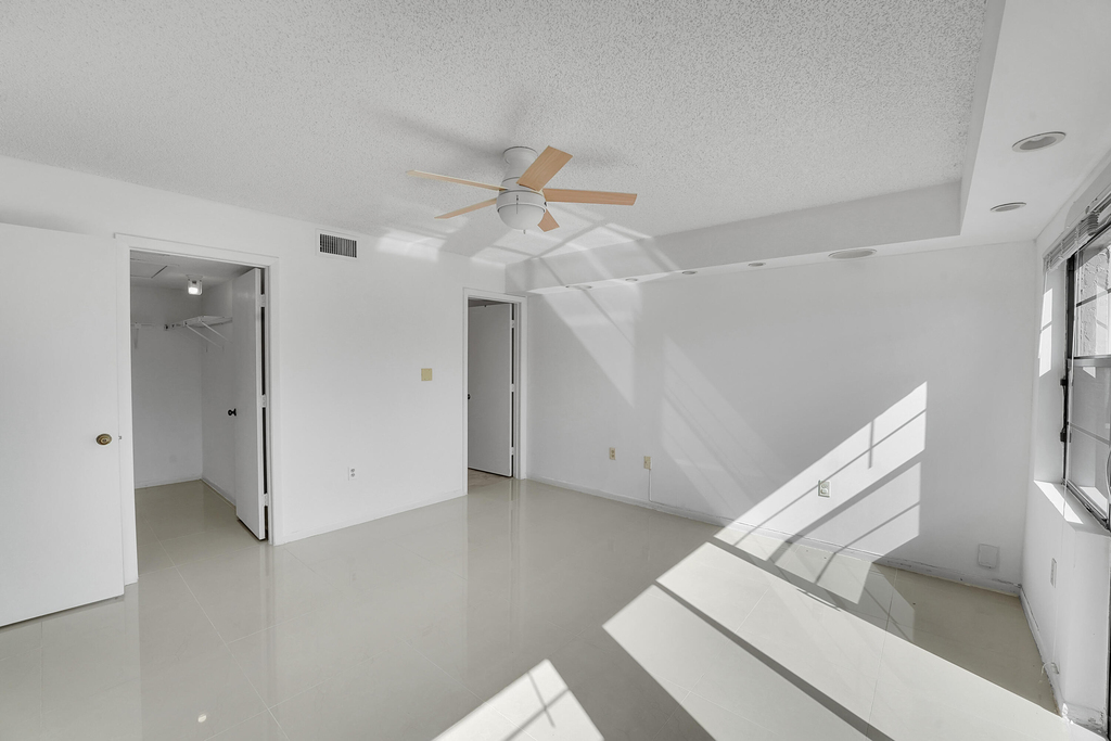 6654 Villa Sonrisa Drive - Photo 29