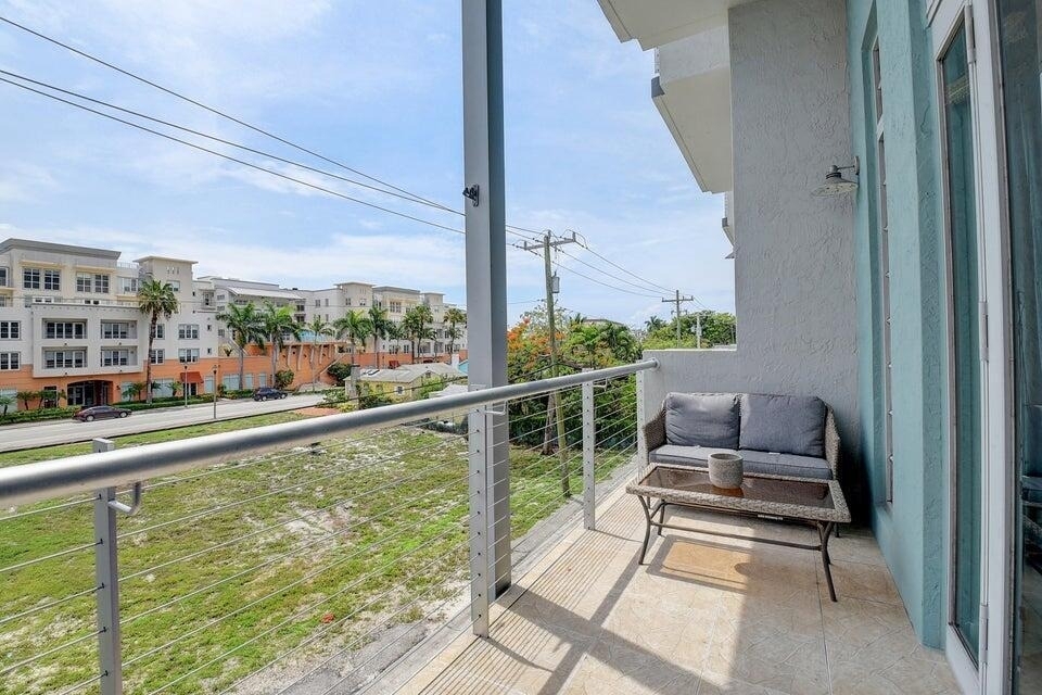 185 Ne 4th Avenue - Photo 24