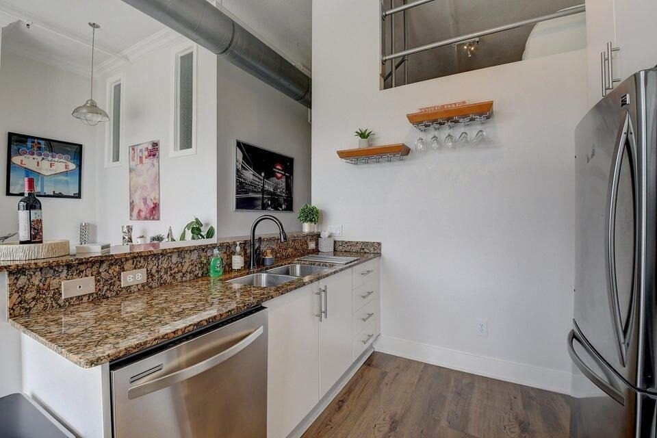 185 Ne 4th Avenue - Photo 4