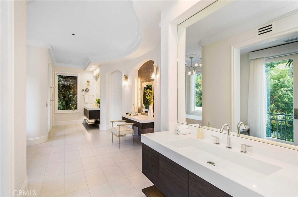1756 Clear View Drive - Photo 33