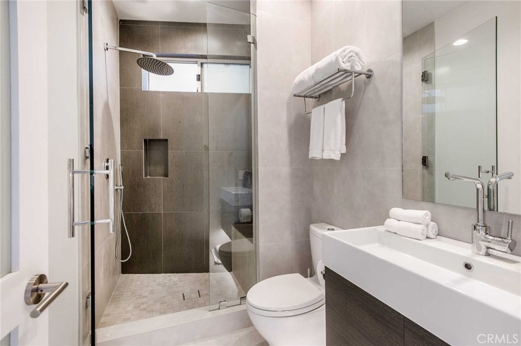 1756 Clear View Drive - Photo 57