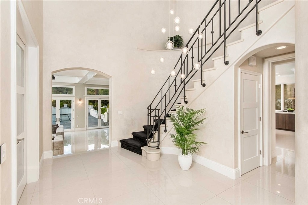 1756 Clear View Drive - Photo 5