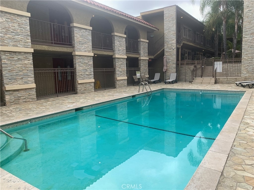 3220 Altura - Photo 2