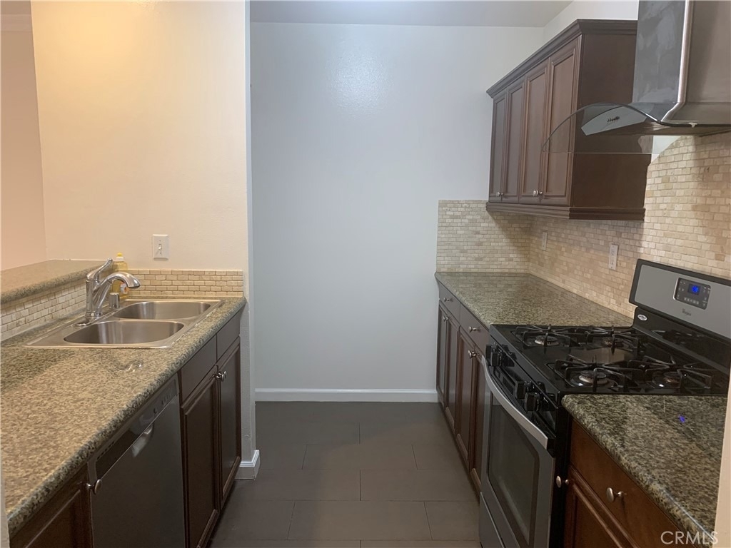 3220 Altura - Photo 21