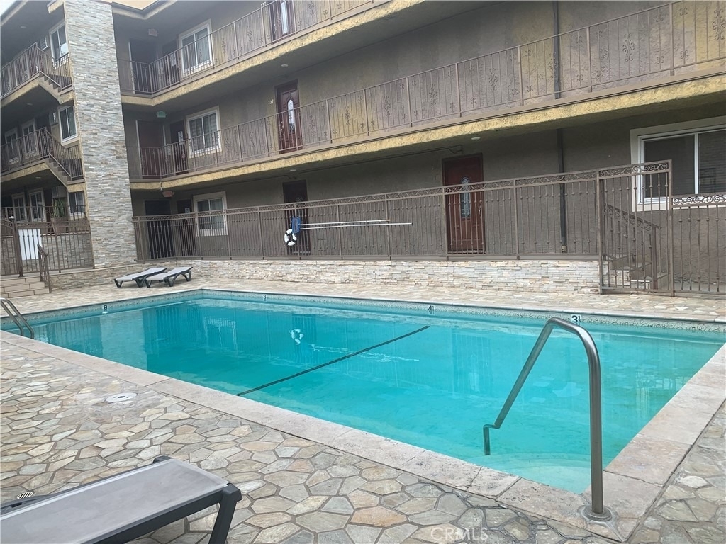 3220 Altura - Photo 3
