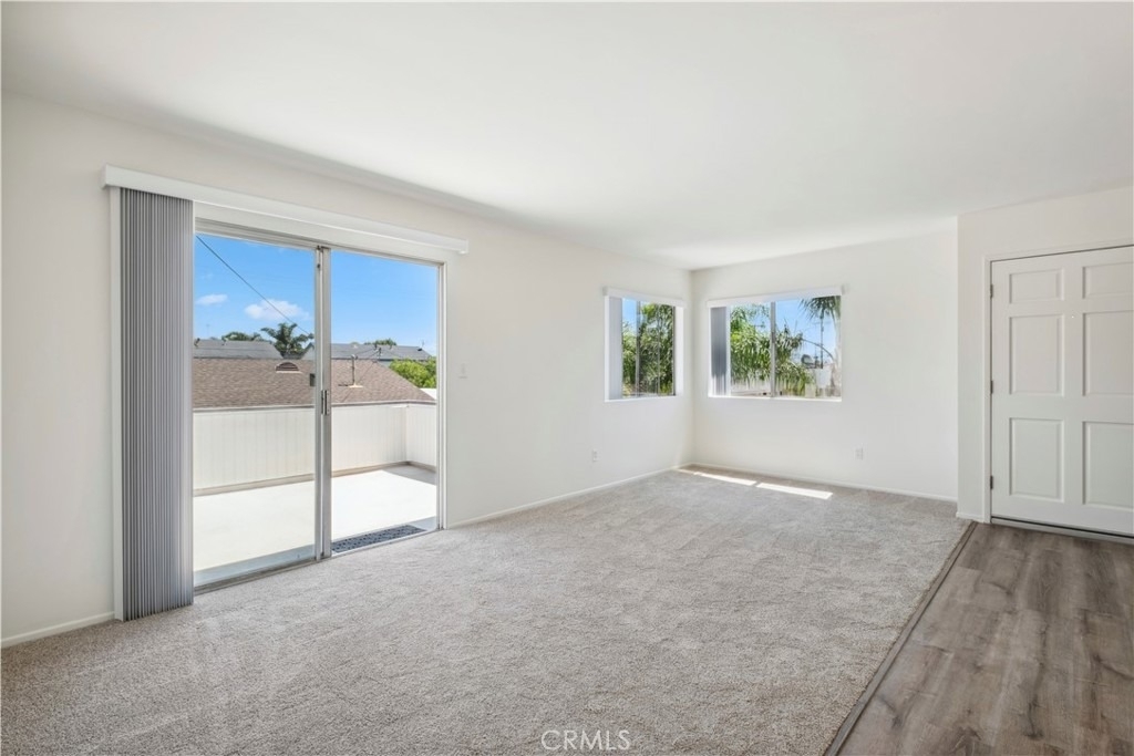 375 Woodland Pl - Photo 15