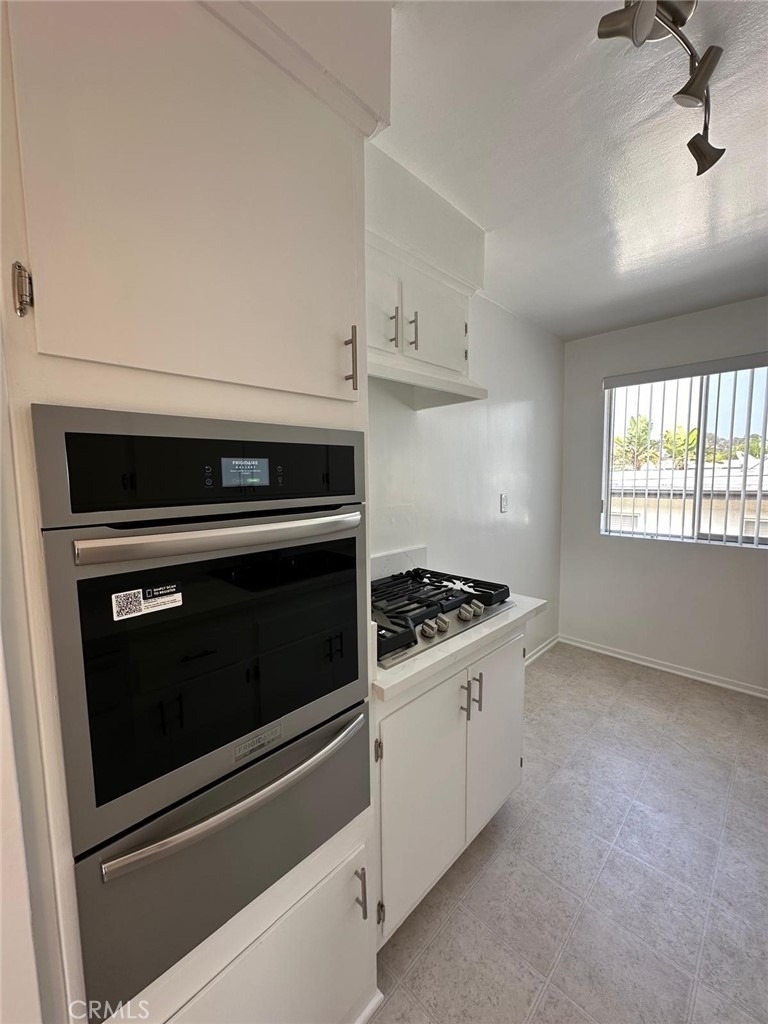 11692 Chenault Street - Photo 7