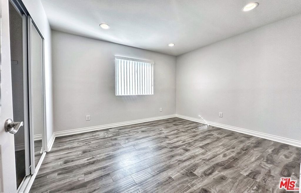 4829 W 17th Street - Photo 4