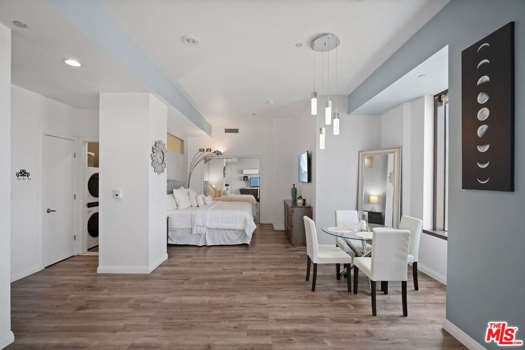 1100 Wilshire Boulevard - Photo 15