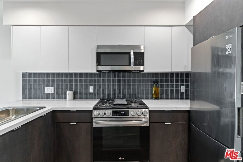 132 Rosemont Avenue - Photo 7