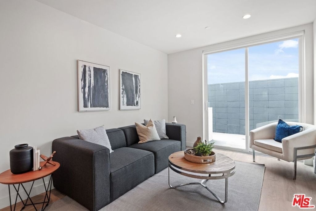 132 Rosemont Avenue - Photo 12
