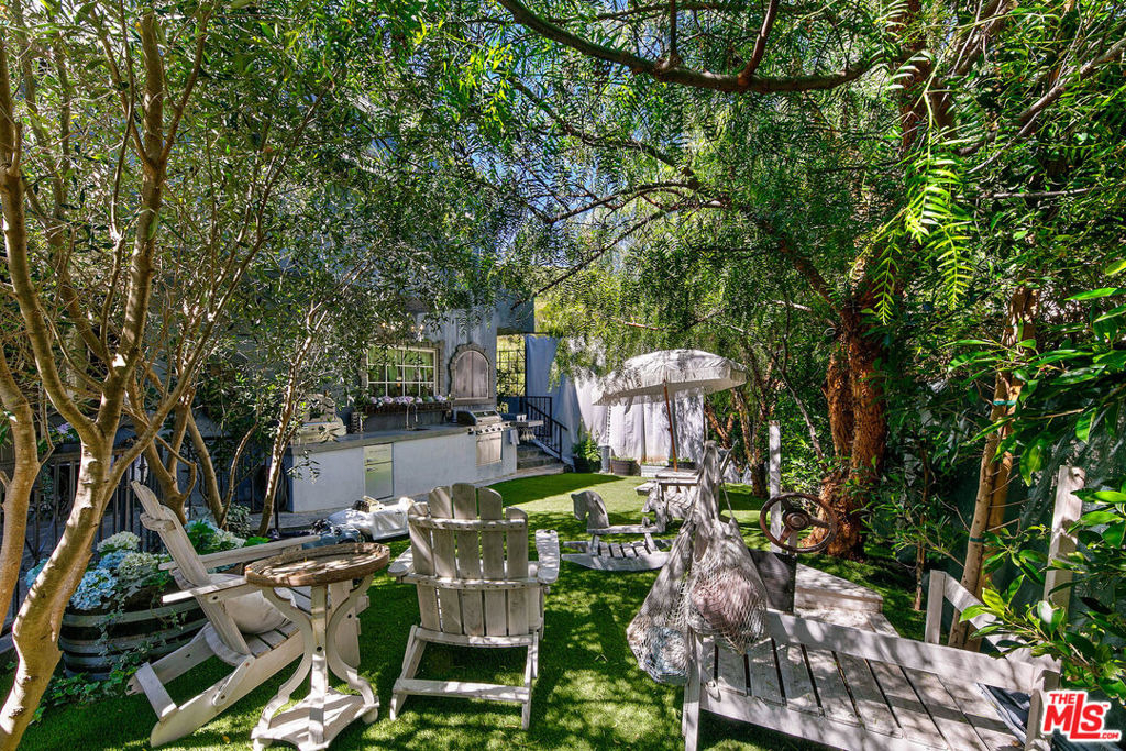 2851 Seabreeze Drive - Photo 22