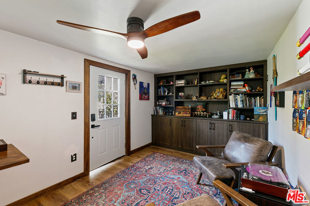 2851 Seabreeze Drive - Photo 69