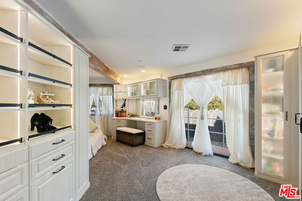 2851 Seabreeze Drive - Photo 30
