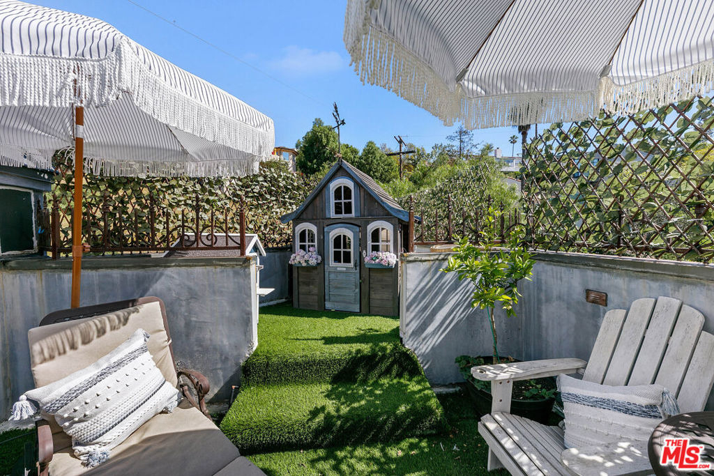 2851 Seabreeze Drive - Photo 48