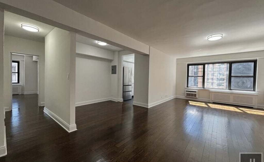 157 East 57th Street - Photo 6
