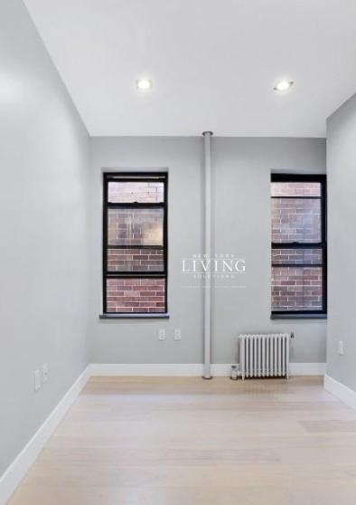 Stanton Street - Photo 5