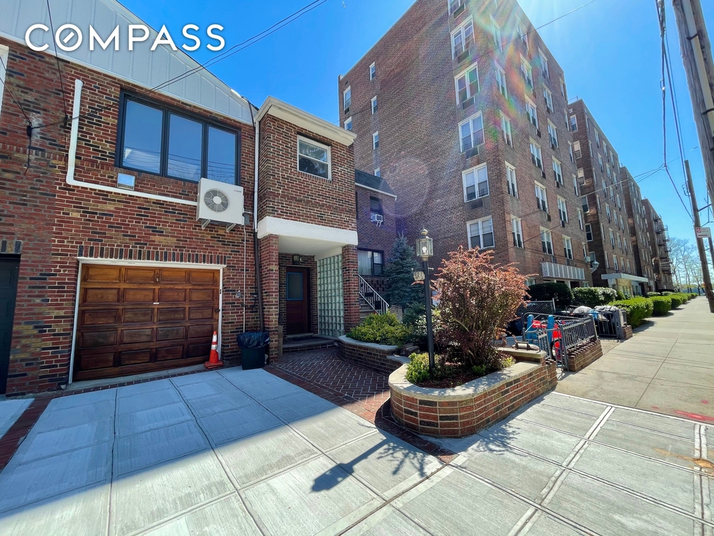 96th Street - Photo 0
