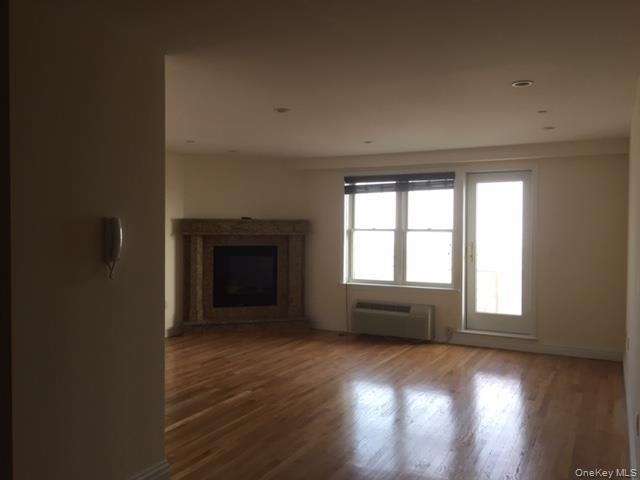 125 E Broadway - Photo 7