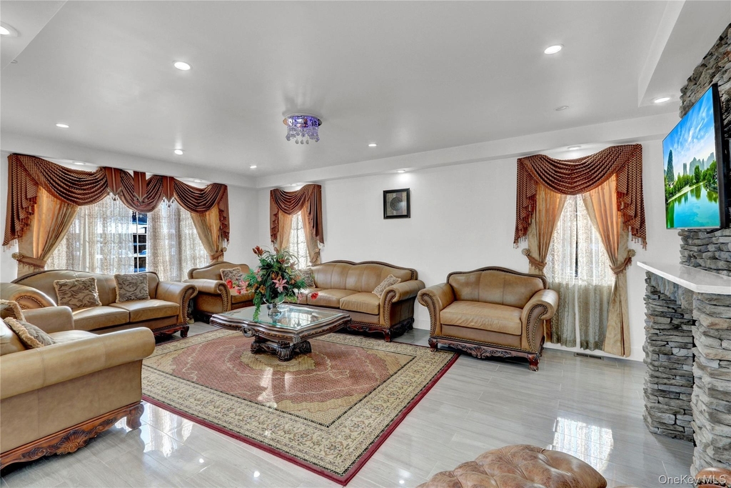 120 Majestic Drive - Photo 9