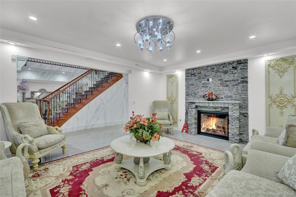 120 Majestic Drive - Photo 3