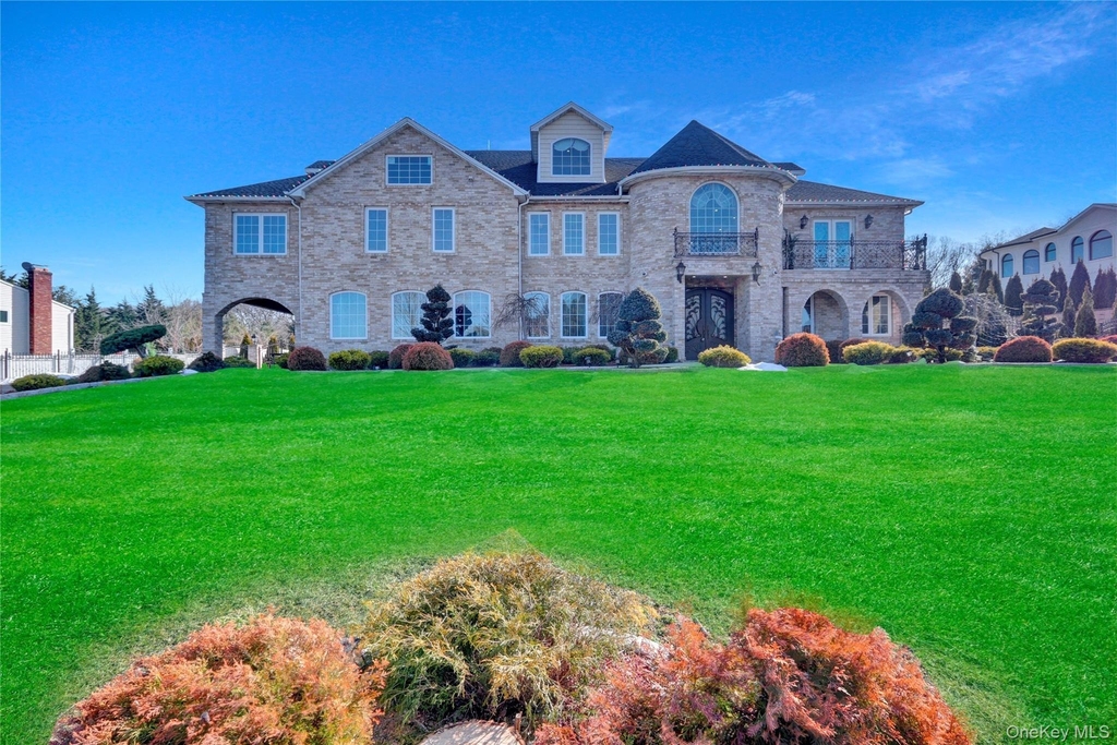 120 Majestic Drive - Photo 0