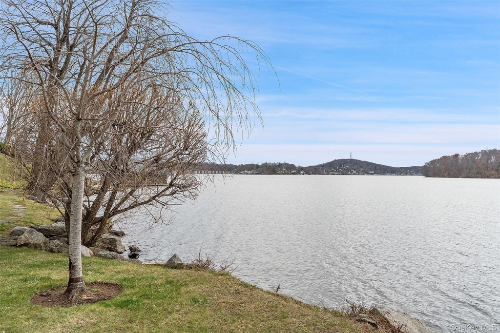598 N Lake Boulevard - Photo 37