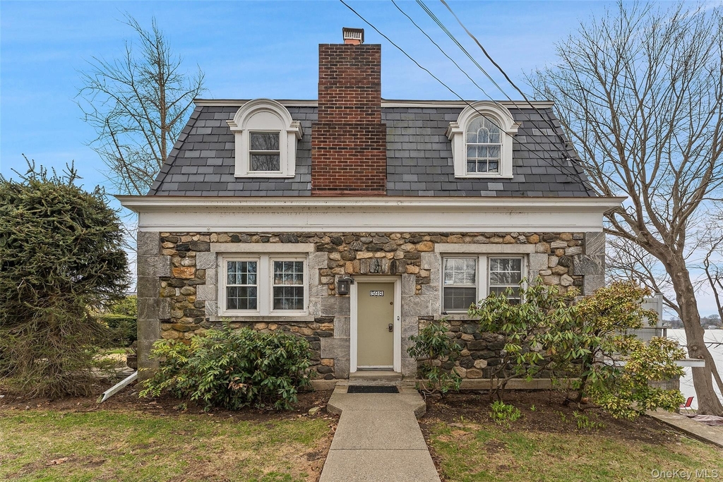 598 N Lake Boulevard - Photo 0