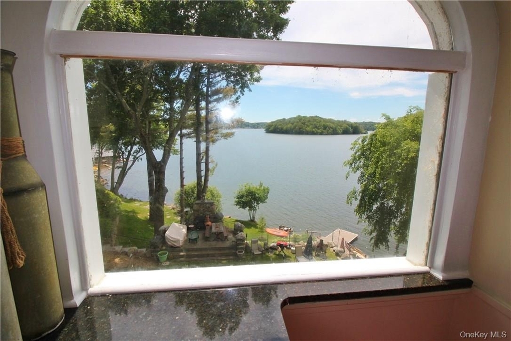 598 N Lake Boulevard - Photo 18