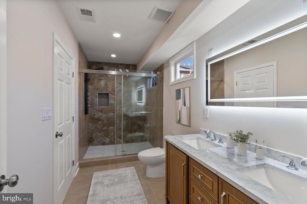 919 Stiles Street - Photo 10
