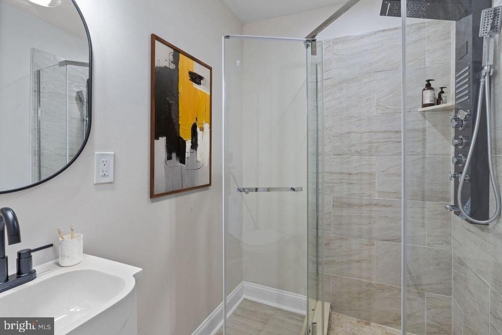 919 Stiles Street - Photo 19