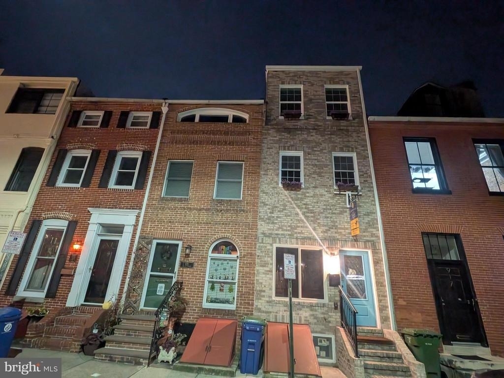 919 Stiles Street - Photo 3