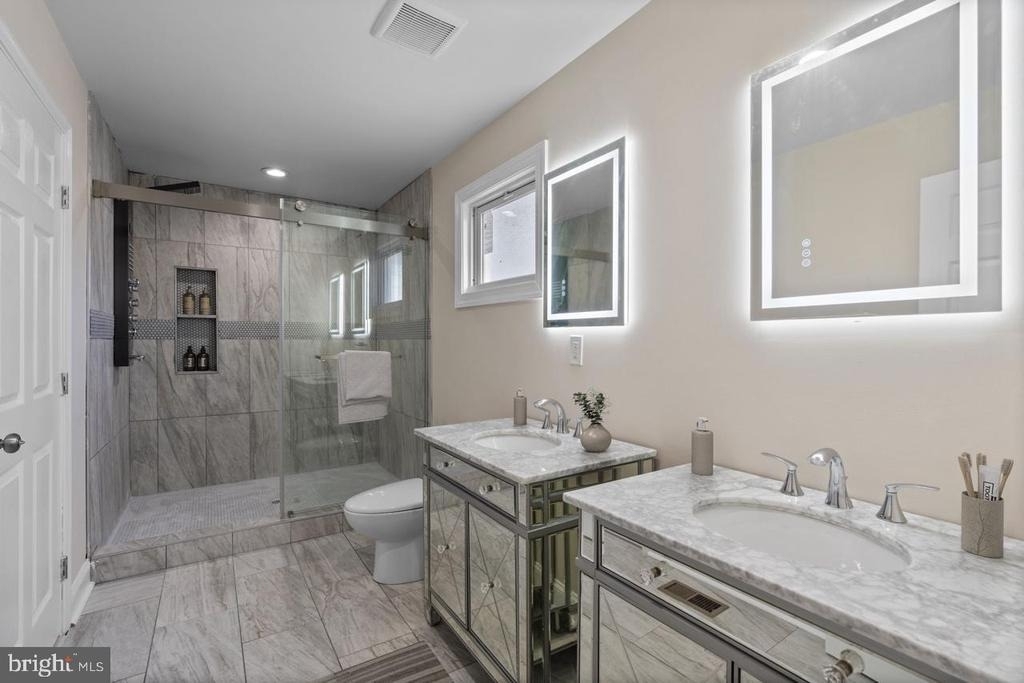 919 Stiles Street - Photo 17