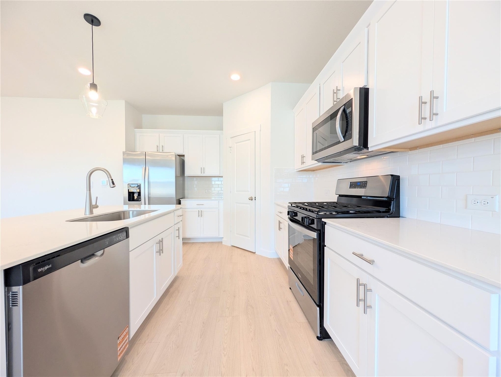 9400 Oxbow Strap Dr - Photo 10