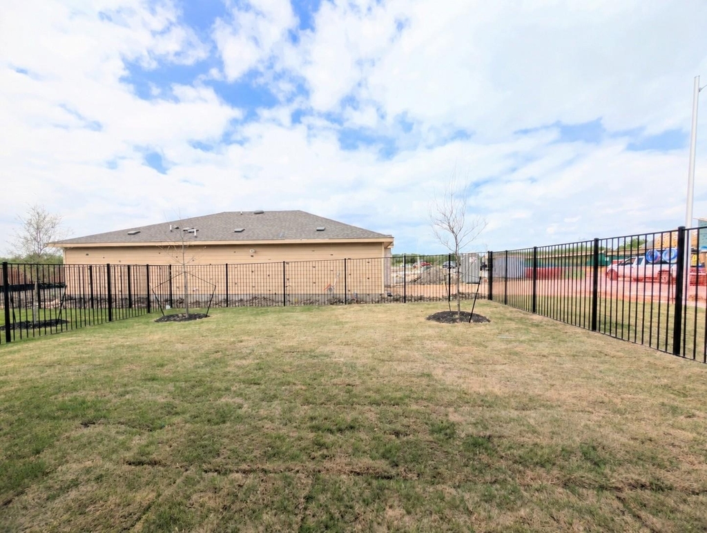 9400 Oxbow Strap Dr - Photo 36