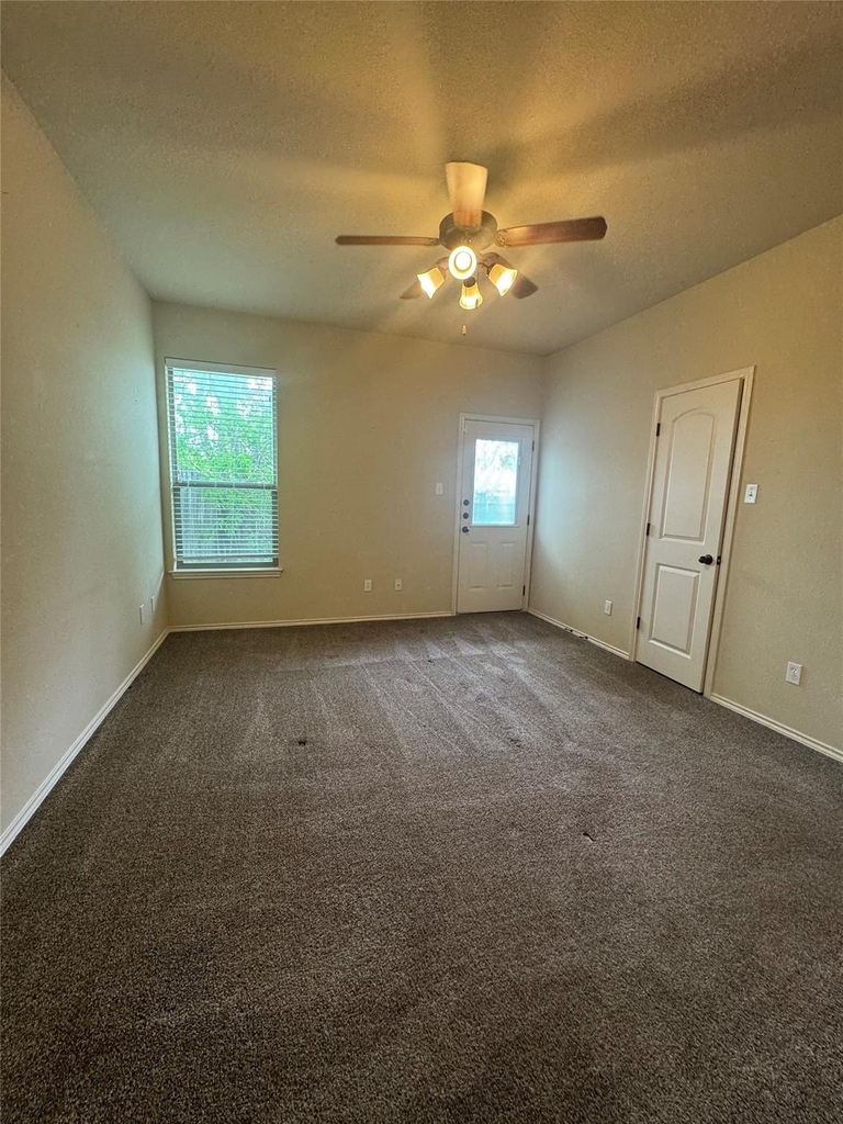 1112 Brendon Lee Ln - Photo 17