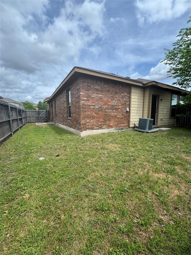 1112 Brendon Lee Ln - Photo 30
