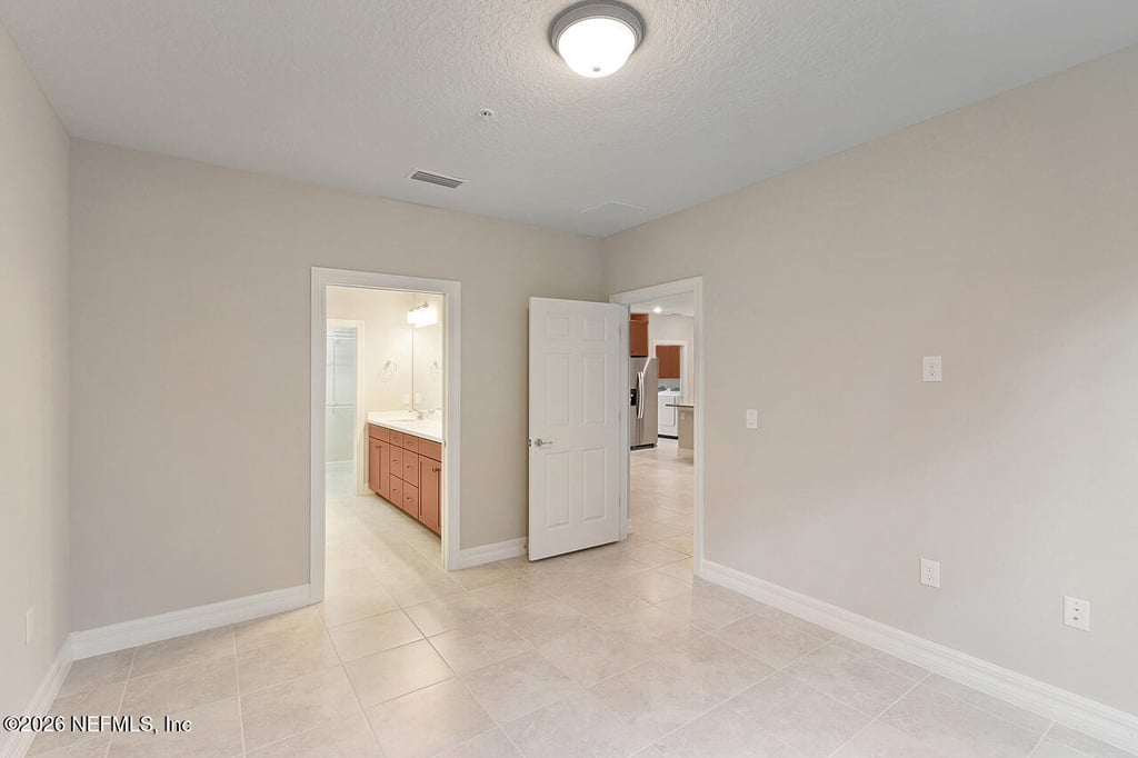 443 Orchard Pass Avenue - Photo 9